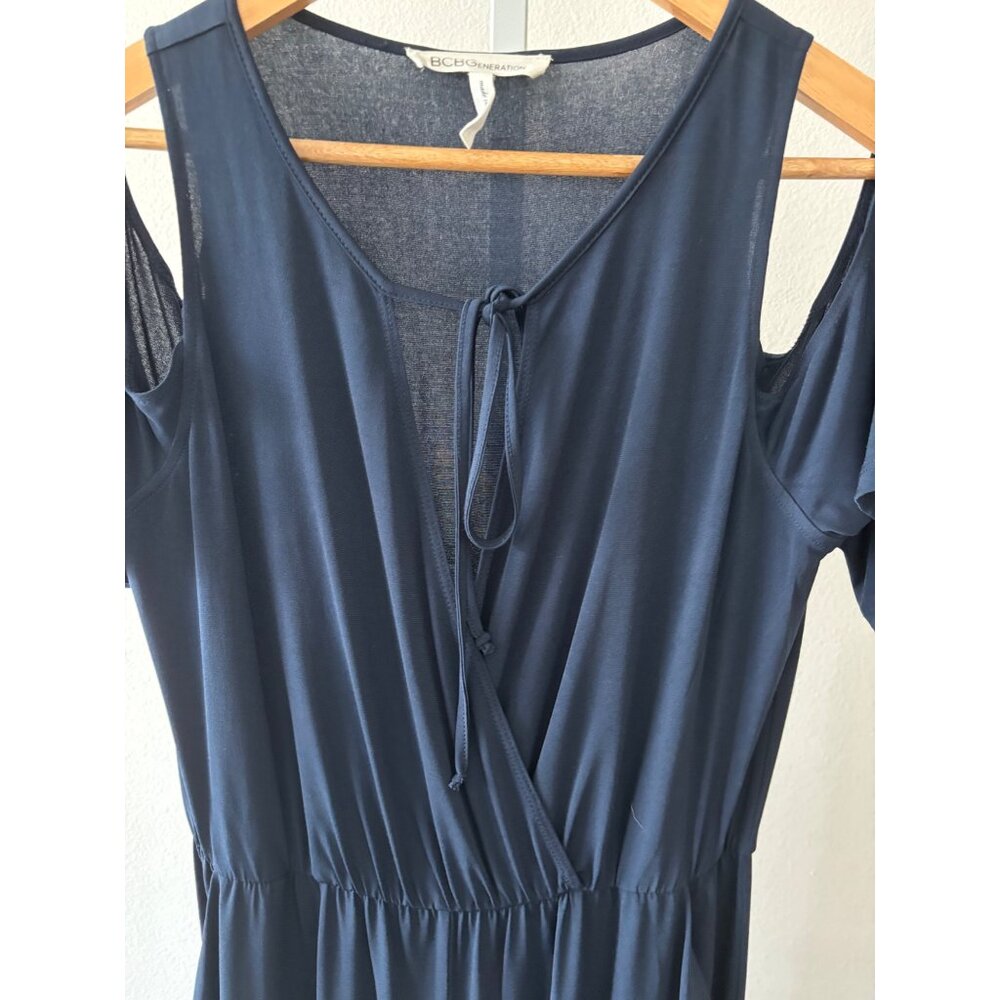 BCBGeneration Jumpsuit S Cold Shoulder Wrap Tie Resort Date Night Casual Chic - Picture 9 of 11